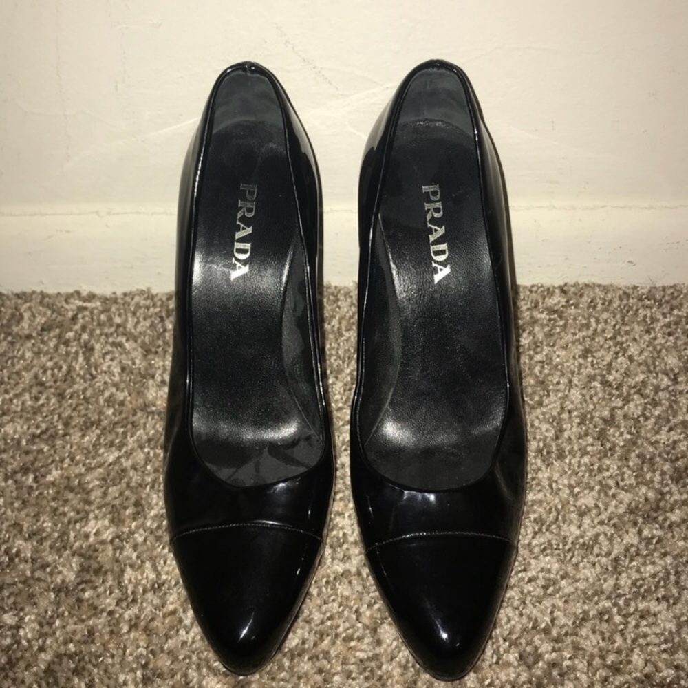 Prada Black Pattern Pumps Size 36.5 - Picture 1 of 8